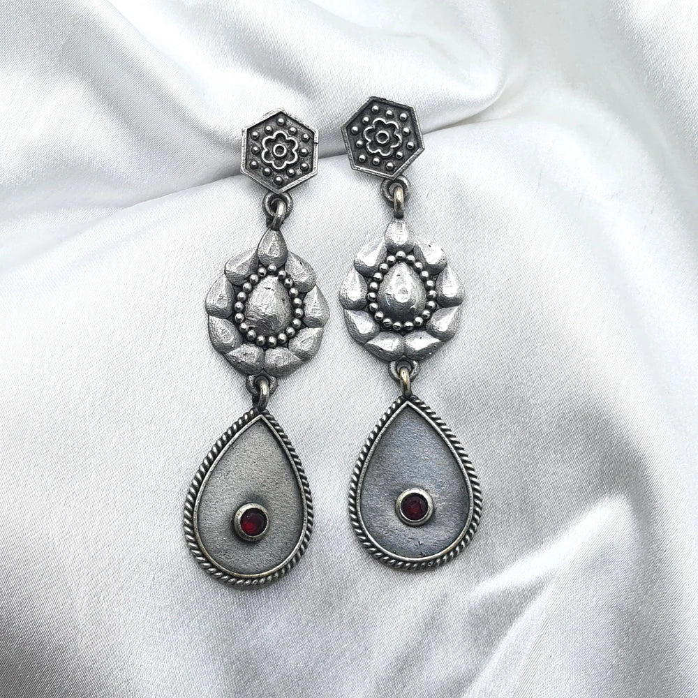 Mridini silver plated Earring