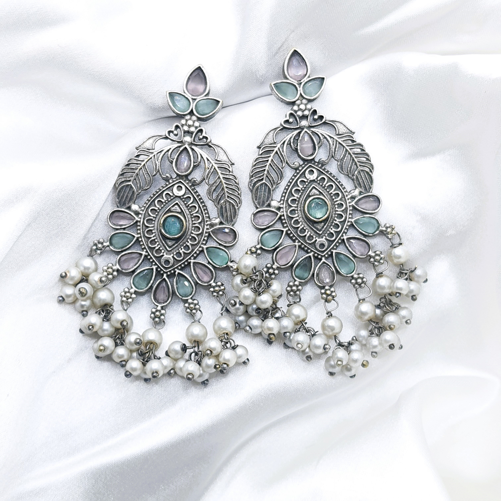 Bhaavya Silver Plated Earring
