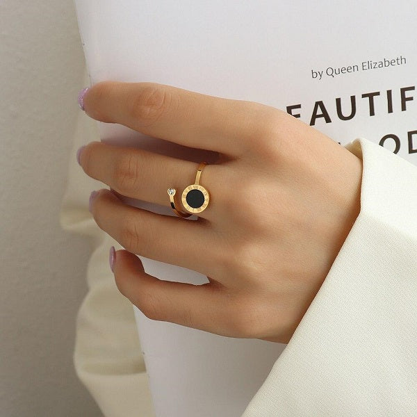 Nora Adjustable Ring