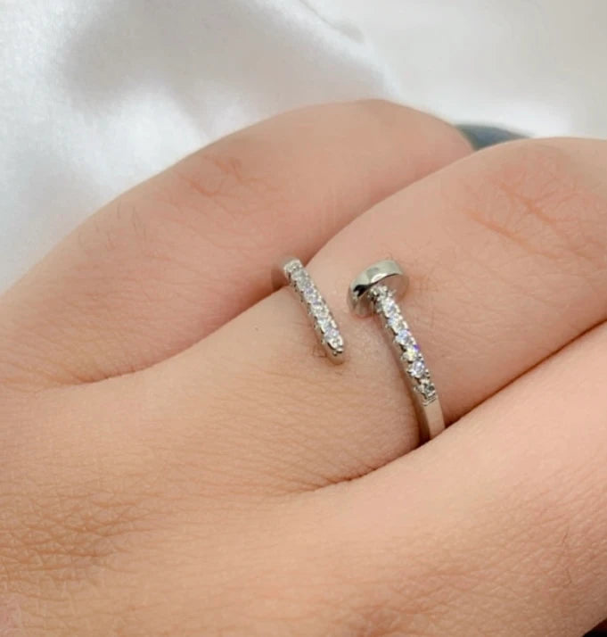 Eesha Anti-tarnish Adjustable Ring