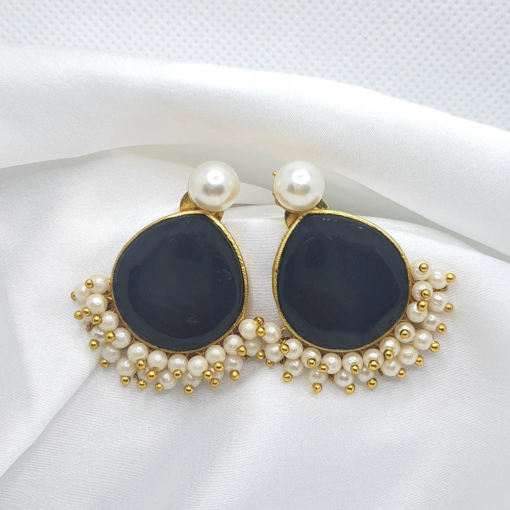 Jiyanshi Gold plated earrings
