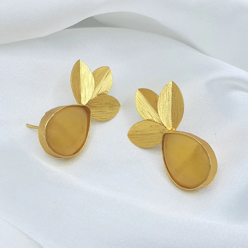 Dishani Gold plated earrings