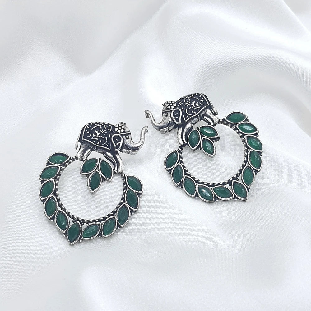 Dveep Silver earrings