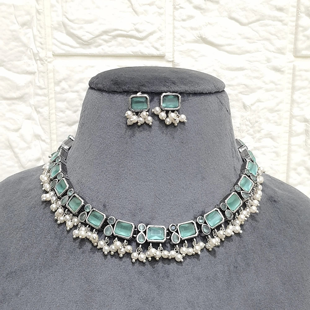 Omayra  Silver necklace set