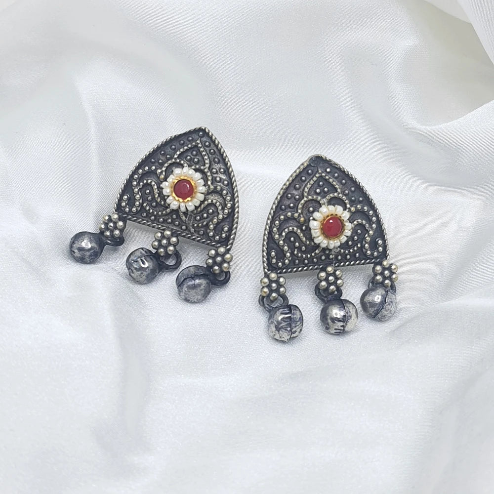 Rithika Silver Plated Earring