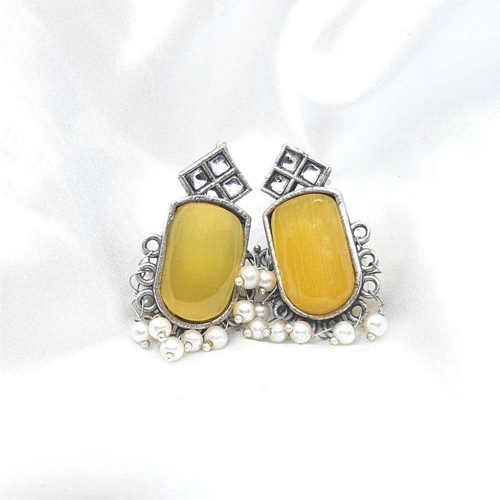 Aravi Silver Earrings