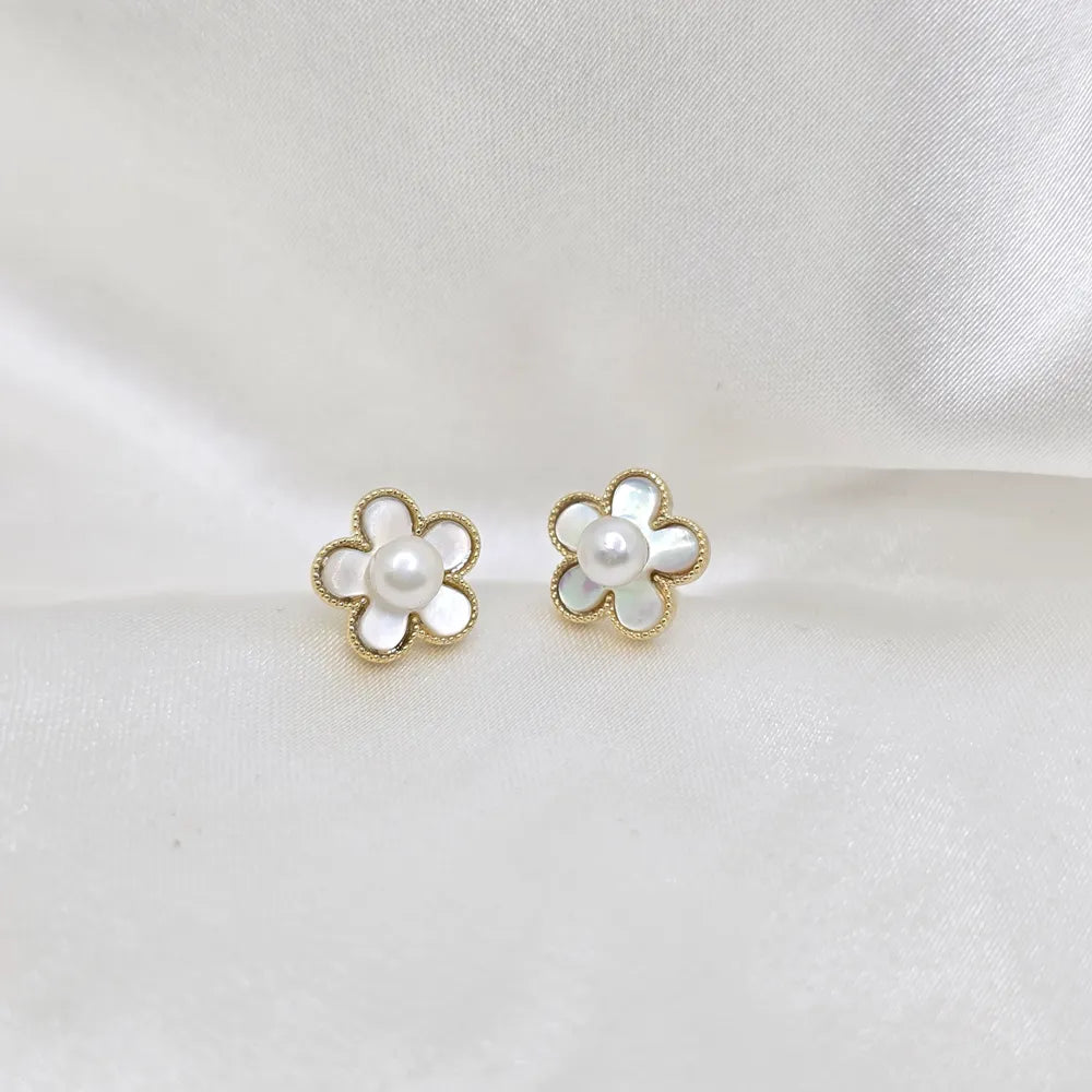 Petunia Anti-tarnish earrings