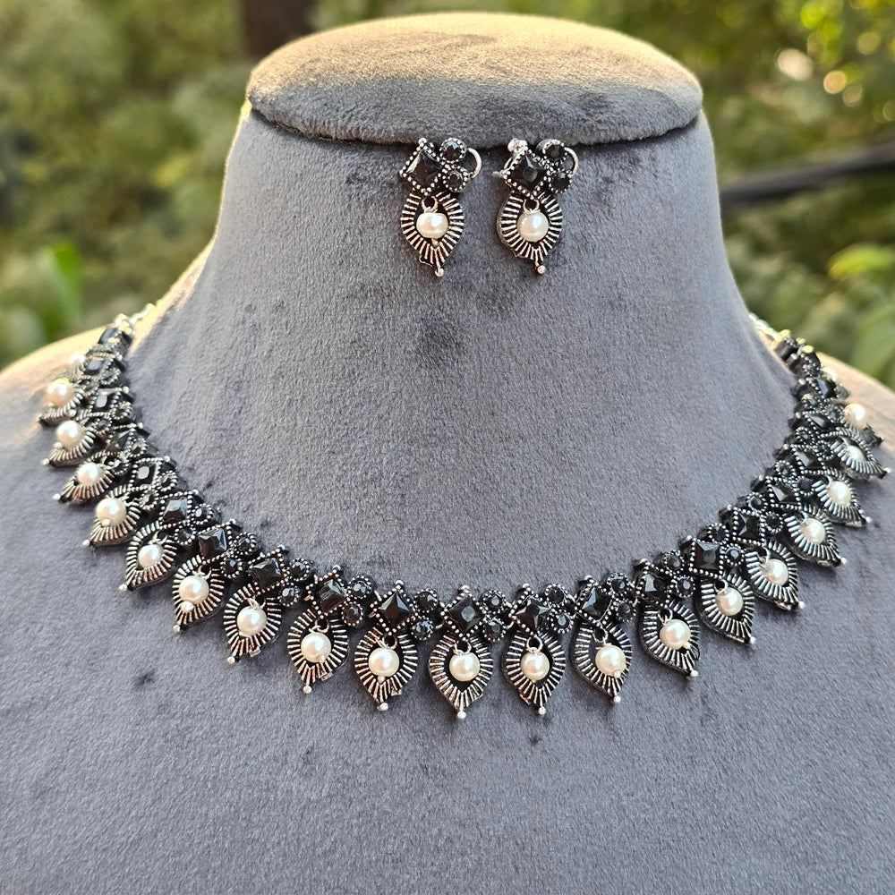 Saanvi German Silver Choker Set