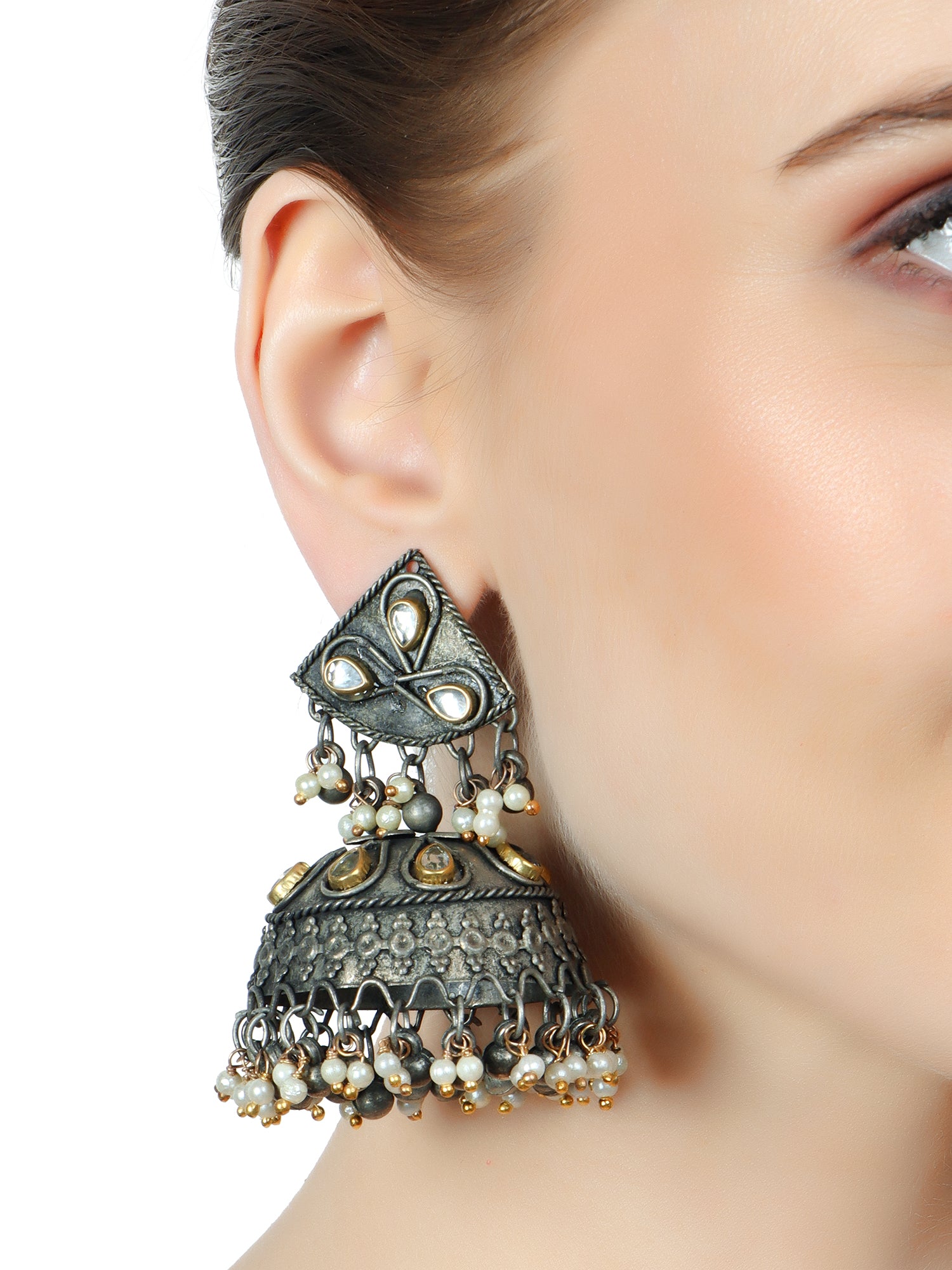 Zisat earrings