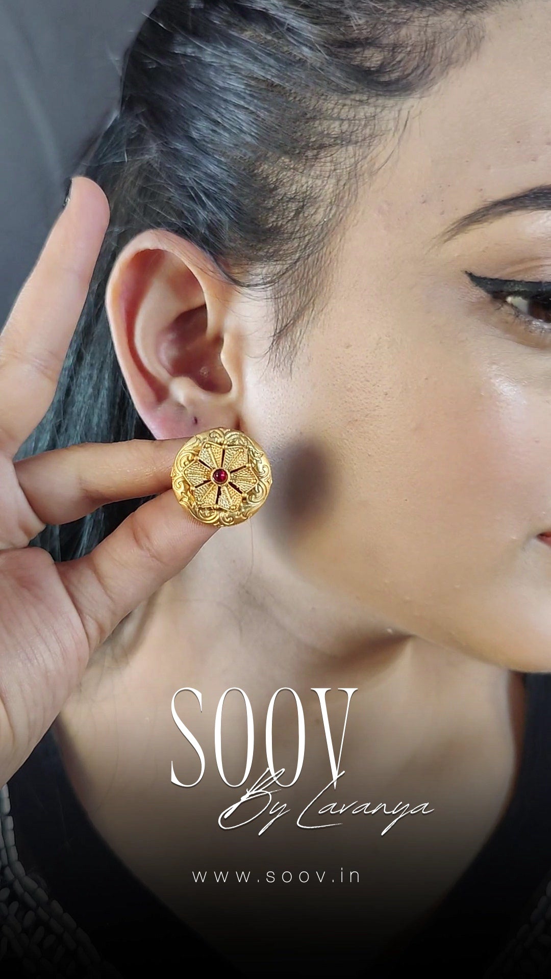Vaneesha gold earrings