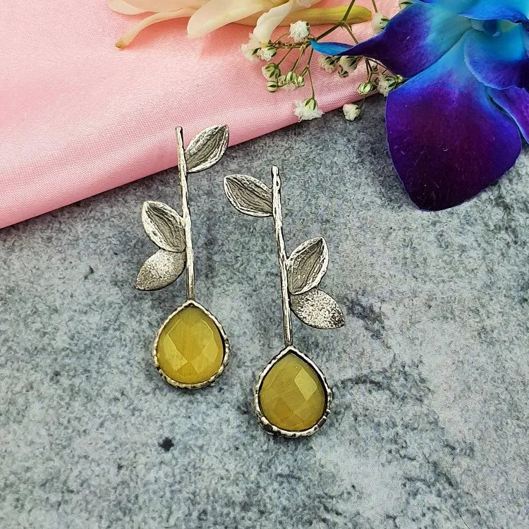 Aarshiya silver earrings