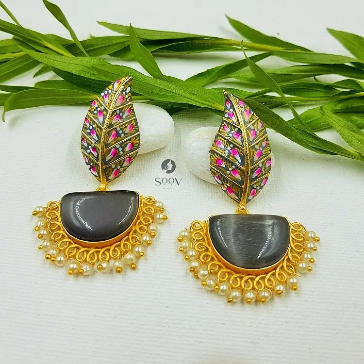 Zansi gold earrings