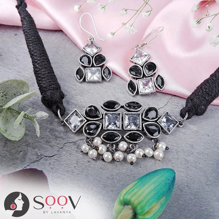Aayat silver necklace set