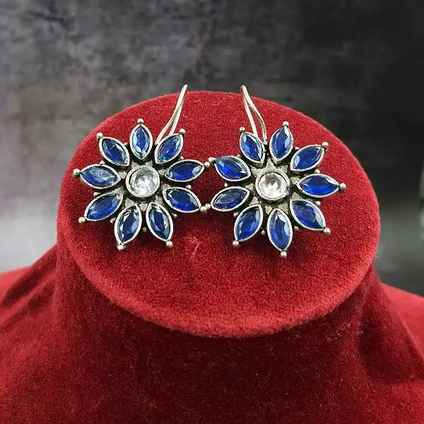 Piyali Silver earrings