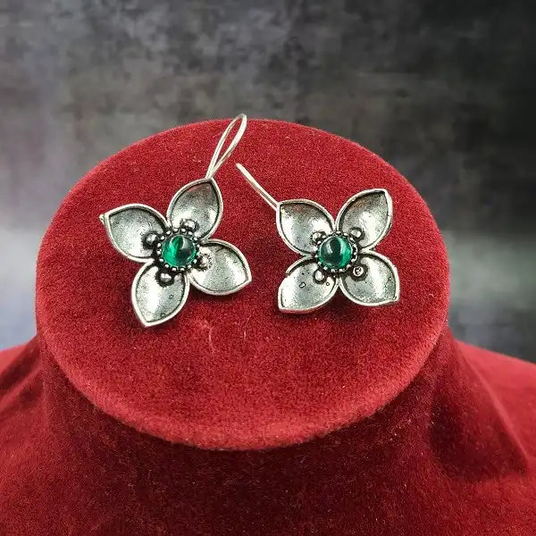 Yaashi silver earrings